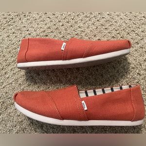 Burnt Orange Toms